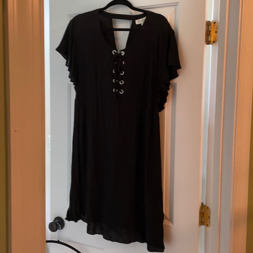 Jessica Simpson Maternity flutter dress size L